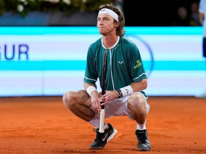 尊重主帅的 尊重主帅的